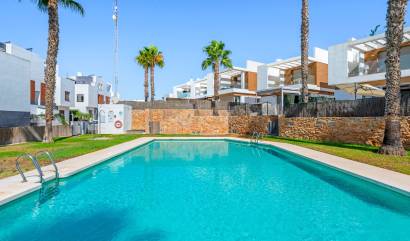 Bestaande woningen - Villa - Orihuela Costa - Villamartín