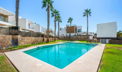 Bestaande woningen - Villa - Orihuela Costa - Villamartín