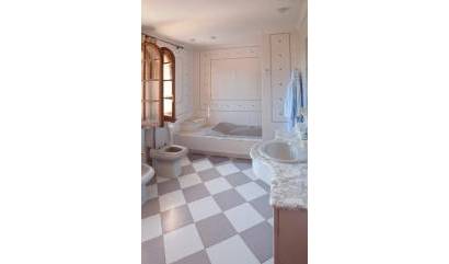 Bestaande woningen - Villa - Orihuela Costa