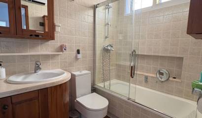 Bestaande woningen - Villa - Orihuela Costa