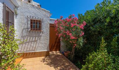 Bestaande woningen - Villa - Orihuela - Orihuela Costa