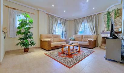 Bestaande woningen - Villa - Orihuela - Orihuela Costa
