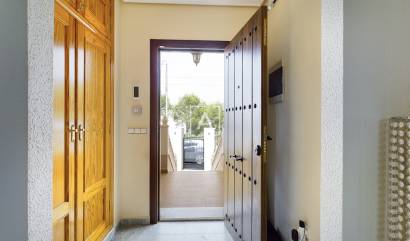 Bestaande woningen - Villa - Pinar de Campoverde