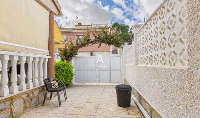 Bestaande woningen - Villa - Pinar de Campoverde