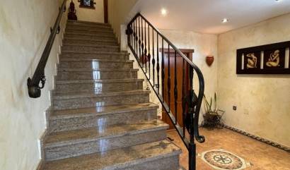 Bestaande woningen - Villa - Redován