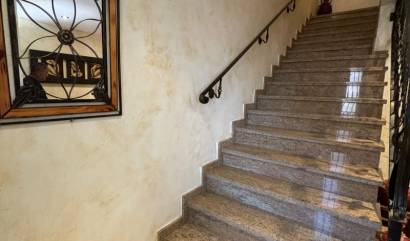 Bestaande woningen - Villa - Redován