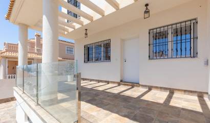 Bestaande woningen - Villa - Torrevieja - Aguas Nuevas