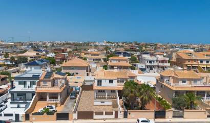 Bestaande woningen - Villa - Torrevieja - Aguas Nuevas