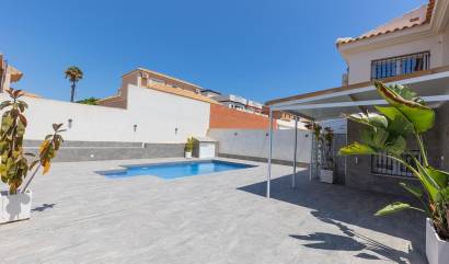 Bestaande woningen - Villa - Torrevieja - Aguas Nuevas