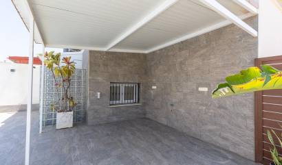Bestaande woningen - Villa - Torrevieja - Aguas Nuevas