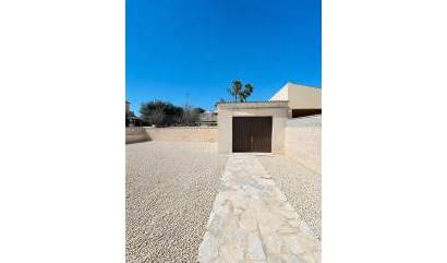 Bestaande woningen - Villa - Torrevieja - Aguas Nuevas