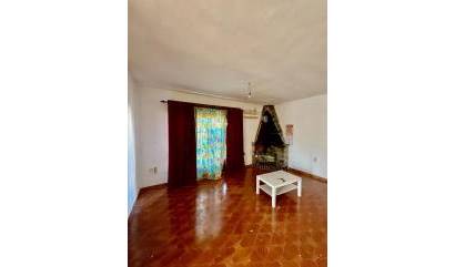 Bestaande woningen - Villa - Torrevieja - Aguas Nuevas