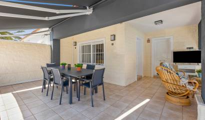 Bestaande woningen - Villa - Torrevieja - Rocio del mar