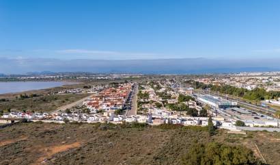Bestaande woningen - Villa - Torrevieja - Urbanización San Luis