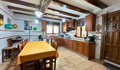 Bestaande woningen - Villa - Yecla