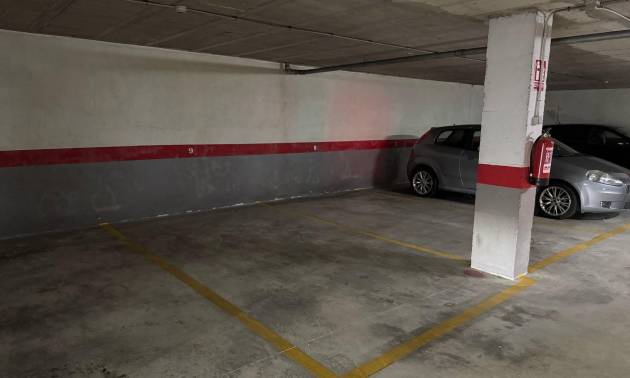 Commercial - Sale - Torrevieja - Centro