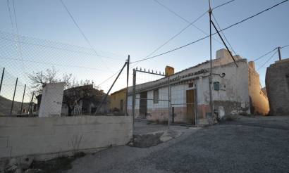 Country House · Sale · Fortuna · Fortuna