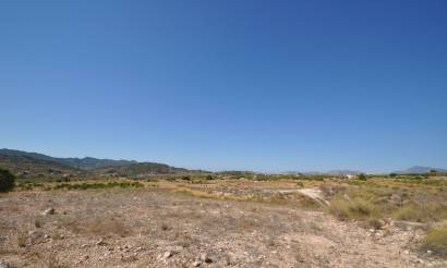 Land · Sale · Macisvenda · Macisvenda