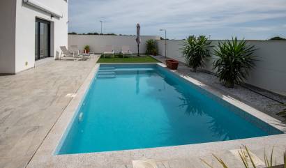 Nueva construcción  - Villa - Pinar de Campoverde