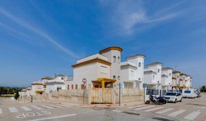 Nueva construcción  - Villa - San Fulgencio - El Oasis