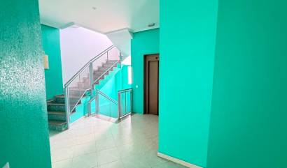 Revente - Apartment - Los Montesinos