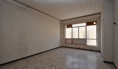 Revente - Apartment - Pinoso