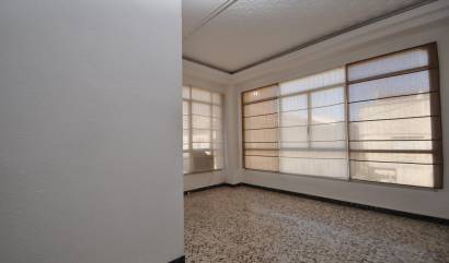 Revente - Apartment - Pinoso