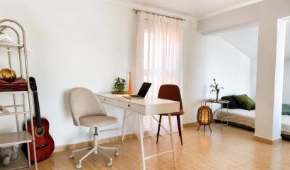 Revente - Apartment - Sucina