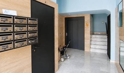 Revente - Apartment - Sucina
