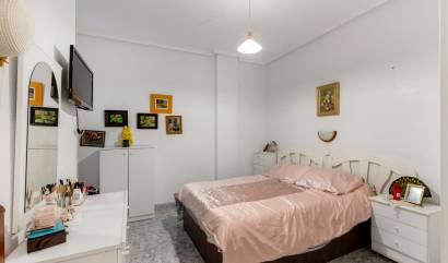 Revente - Apartment - Torrevieja - Centro - Muelle Pesquero