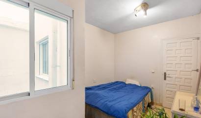 Revente - Apartment - Torrevieja - Centro - Muelle Pesquero