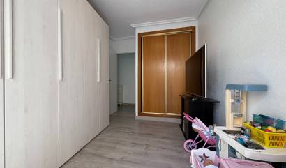 Revente - Apartment - Torrevieja - Centro