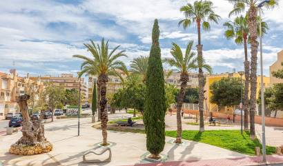 Revente - Apartment - Torrevieja - Estacion de autobuses
