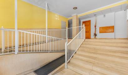 Revente - Apartment - Torrevieja - Estacion de autobuses