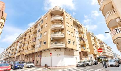 Revente - Apartment - Torrevieja - Estacion de autobuses