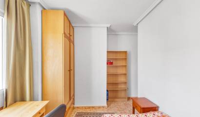 Revente - Apartment - Torrevieja - Estacion de autobuses