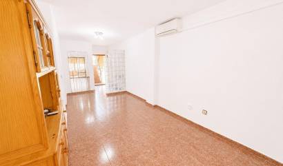 Revente - Apartment - Torrevieja - Estacion de autobuses