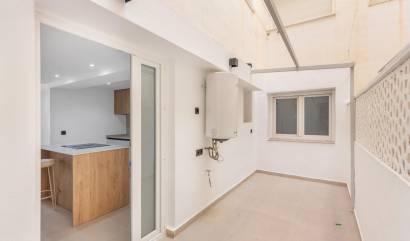 Revente - Apartment - Torrevieja - La Mata pueblo