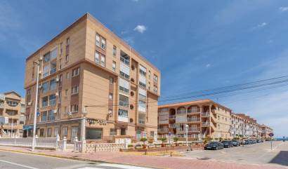 Revente - Apartment - Torrevieja - La Mata pueblo