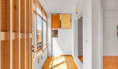 Revente - Apartment - Torrevieja - La Mata pueblo