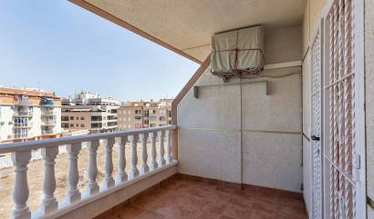 Revente - Apartment - Torrevieja - La Mata pueblo