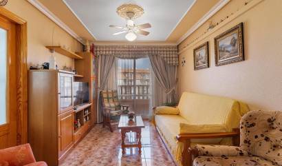 Revente - Apartment - Torrevieja - La Mata pueblo