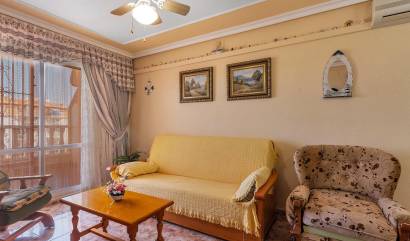 Revente - Apartment - Torrevieja - La Mata pueblo