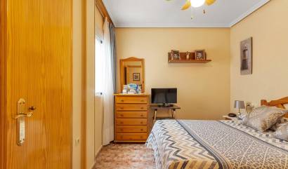 Revente - Apartment - Torrevieja - La Mata pueblo