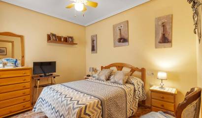 Revente - Apartment - Torrevieja - La Mata pueblo