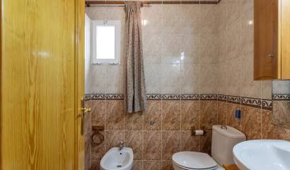 Revente - Apartment - Torrevieja - La Mata pueblo