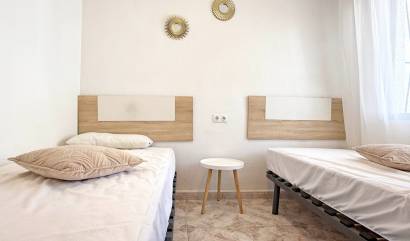 Revente - Apartment - Torrevieja - La Mata