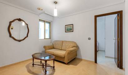 Revente - Apartment - Torrevieja - Paseo maritimo