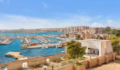 Revente - Apartment - Torrevieja - Paseo maritimo