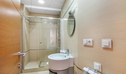 Revente - Apartment - Torrevieja - Paseo maritimo